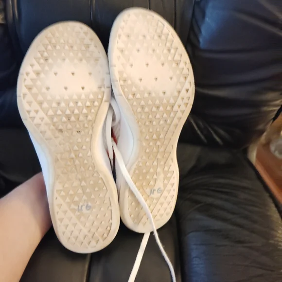 NIKE Air Max Bella White/Pink Athletic Sneakers - Size 8 - Picture 11 of 11